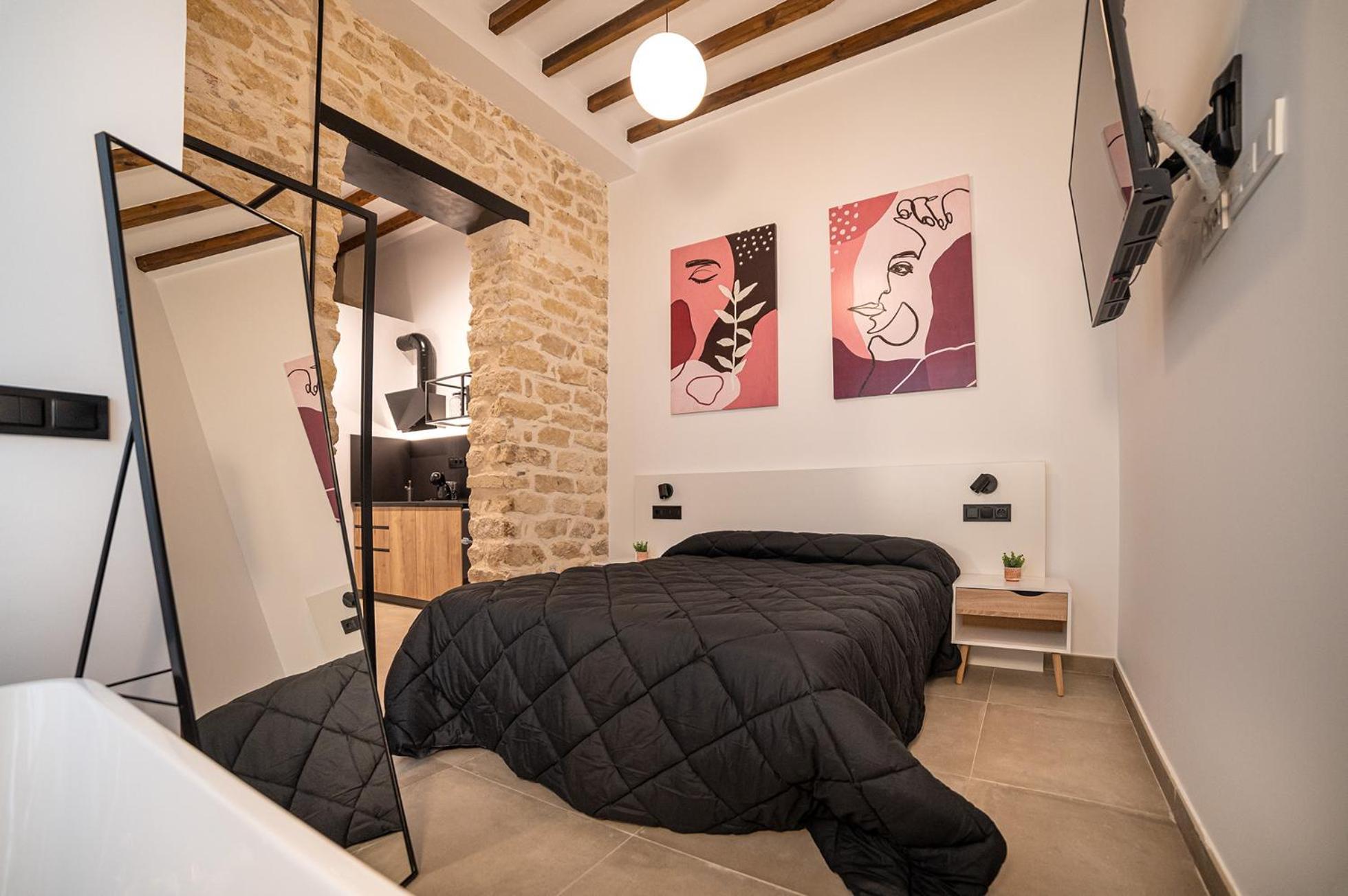Apartamentos Loliqui Centro Alicante Quarto foto